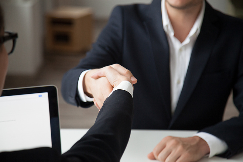 Diferença entre fabiana poletti Recruiter e Tech Recruiter